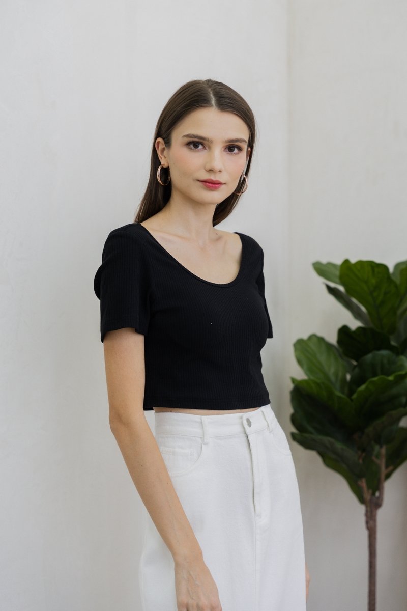 Acacia Ribbed Padded Crop Top In Black