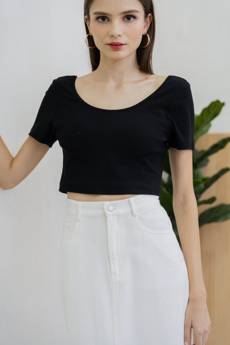 Acacia Ribbed Padded Crop Top In Black