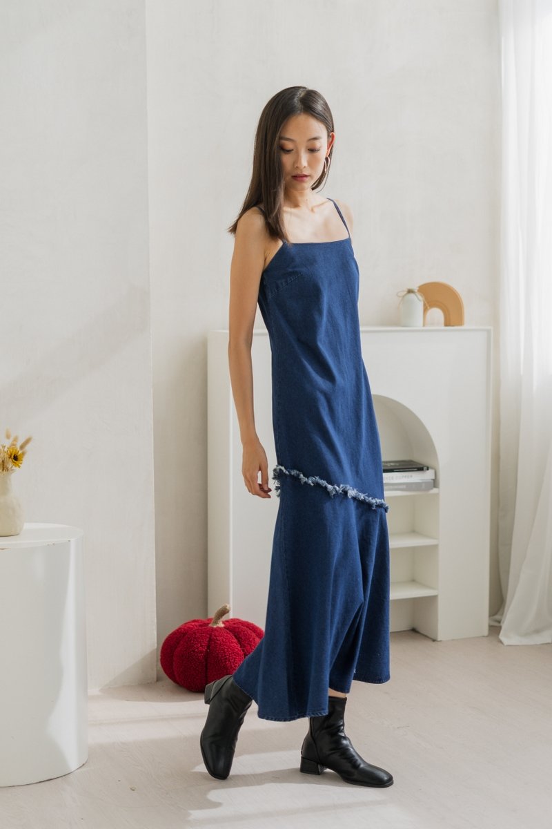 Madilyn Slanted Camisole Denim Maxi Dress (XS)