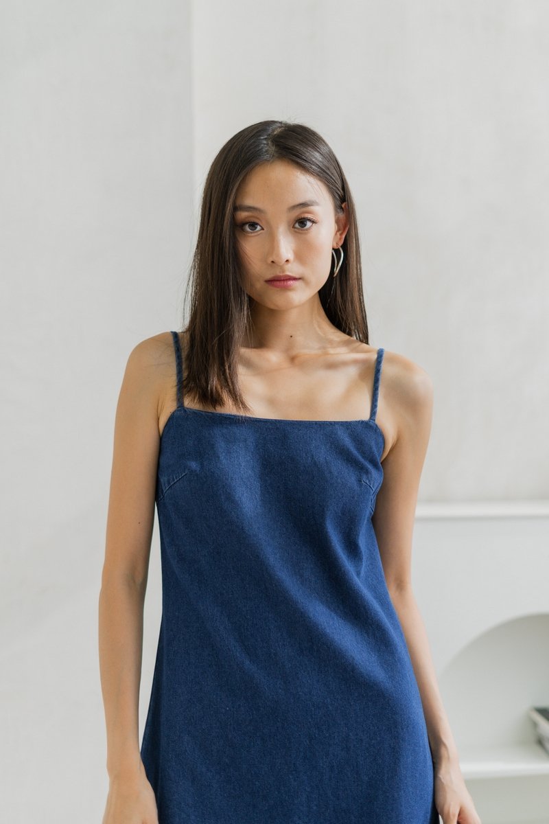 Madilyn Slanted Camisole Denim Maxi Dress (XS)