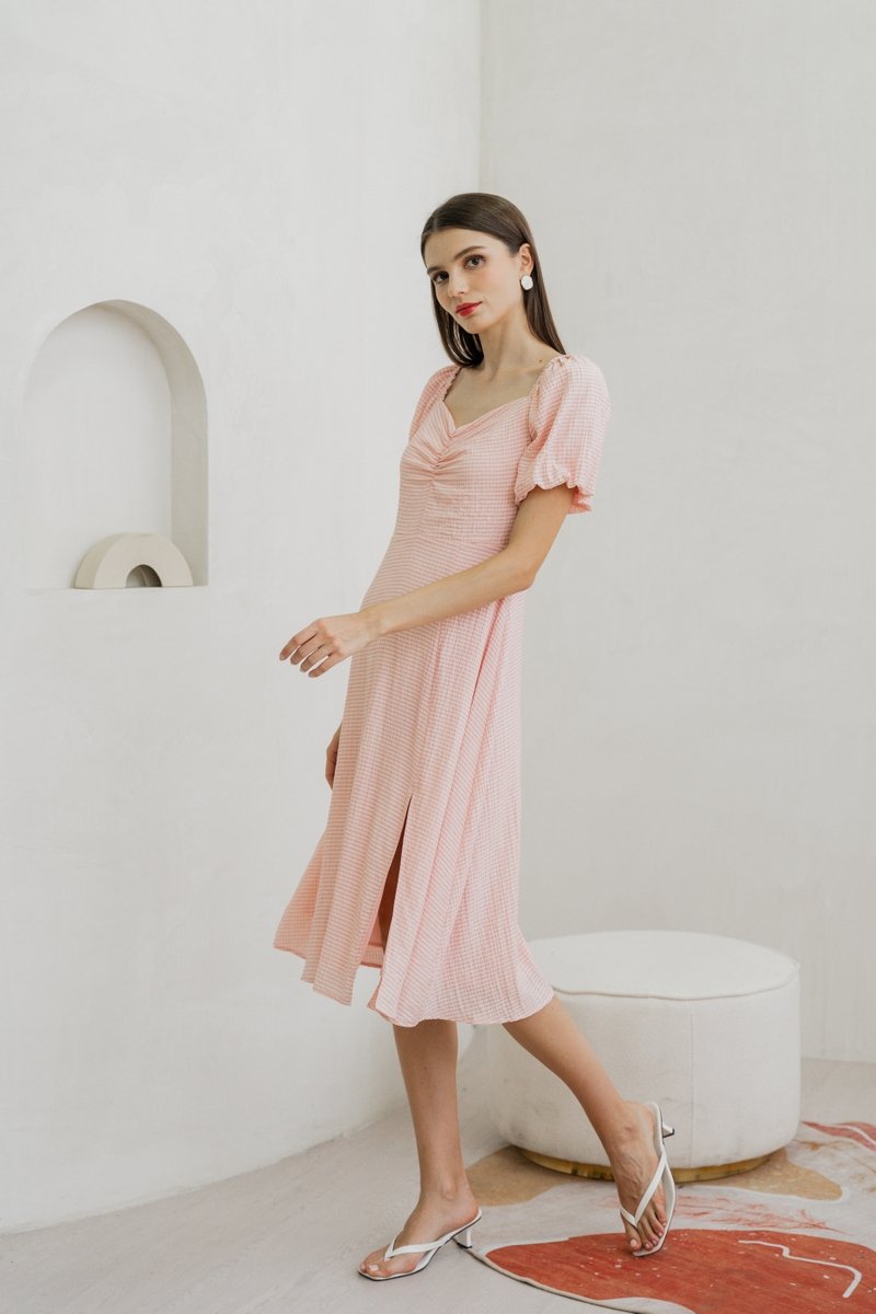Zila Sweetheart Gingham Midi Dress In Pink