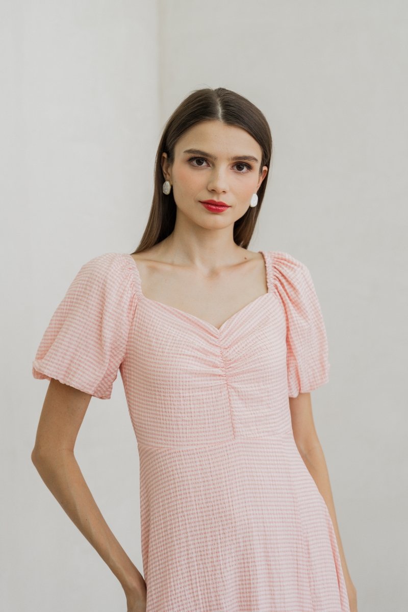 Zila Sweetheart Gingham Midi Dress In Pink