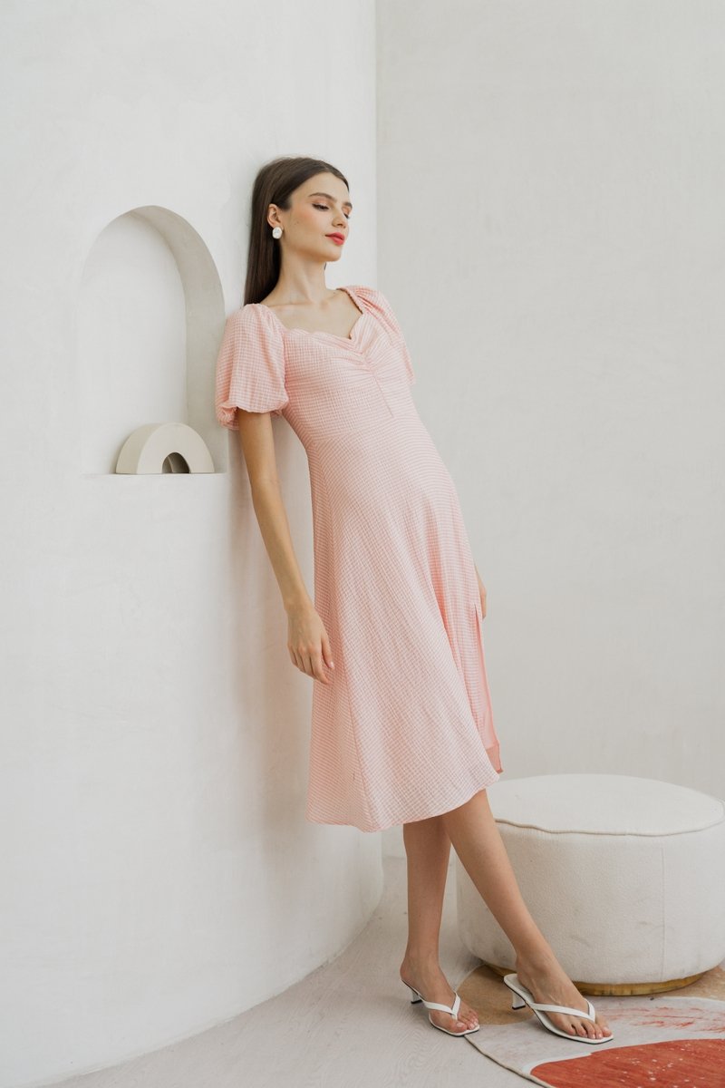 Zila Sweetheart Gingham Midi Dress In Pink