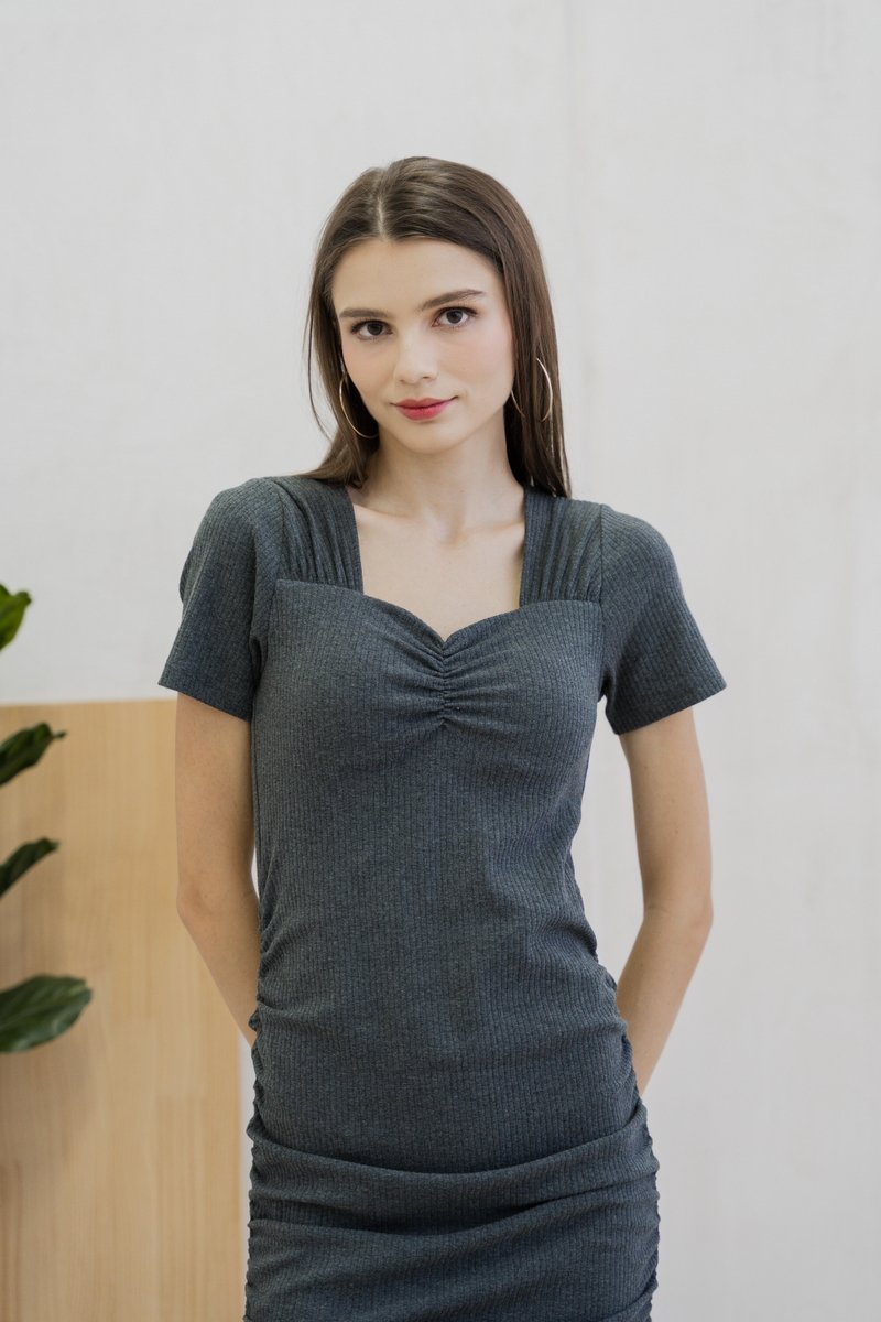 Tia Padded Ribbed Midi Dress In Grey