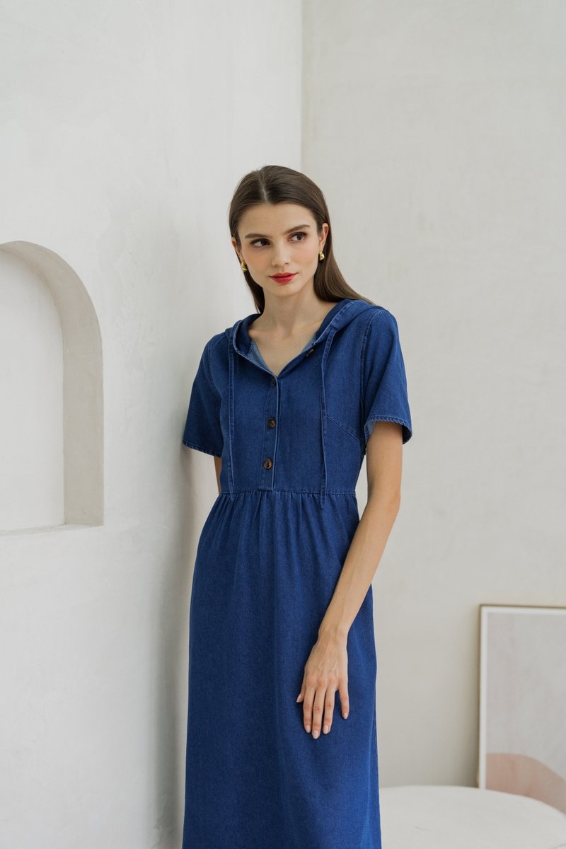 Celeste Hoodie Button Denim Midi Dress (XS)