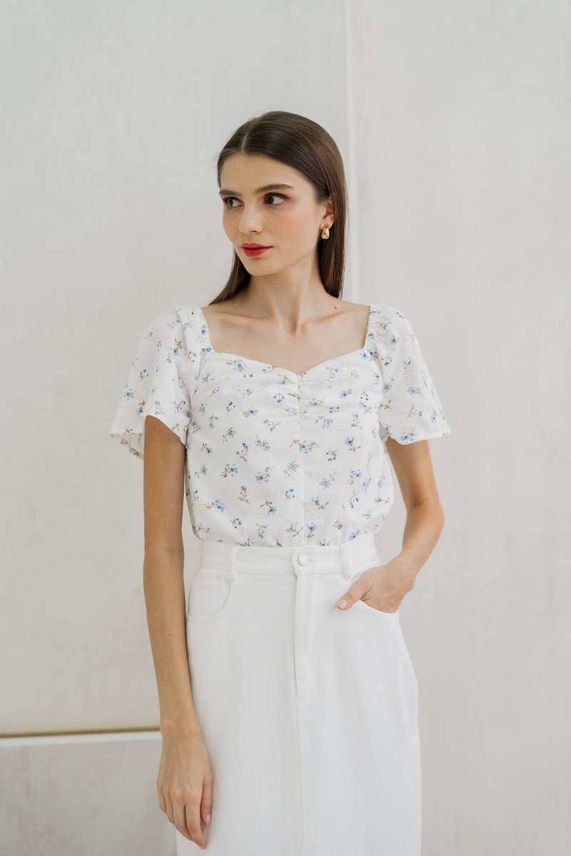 Hallie Flared Sleeve Sweetheart Top (XS)