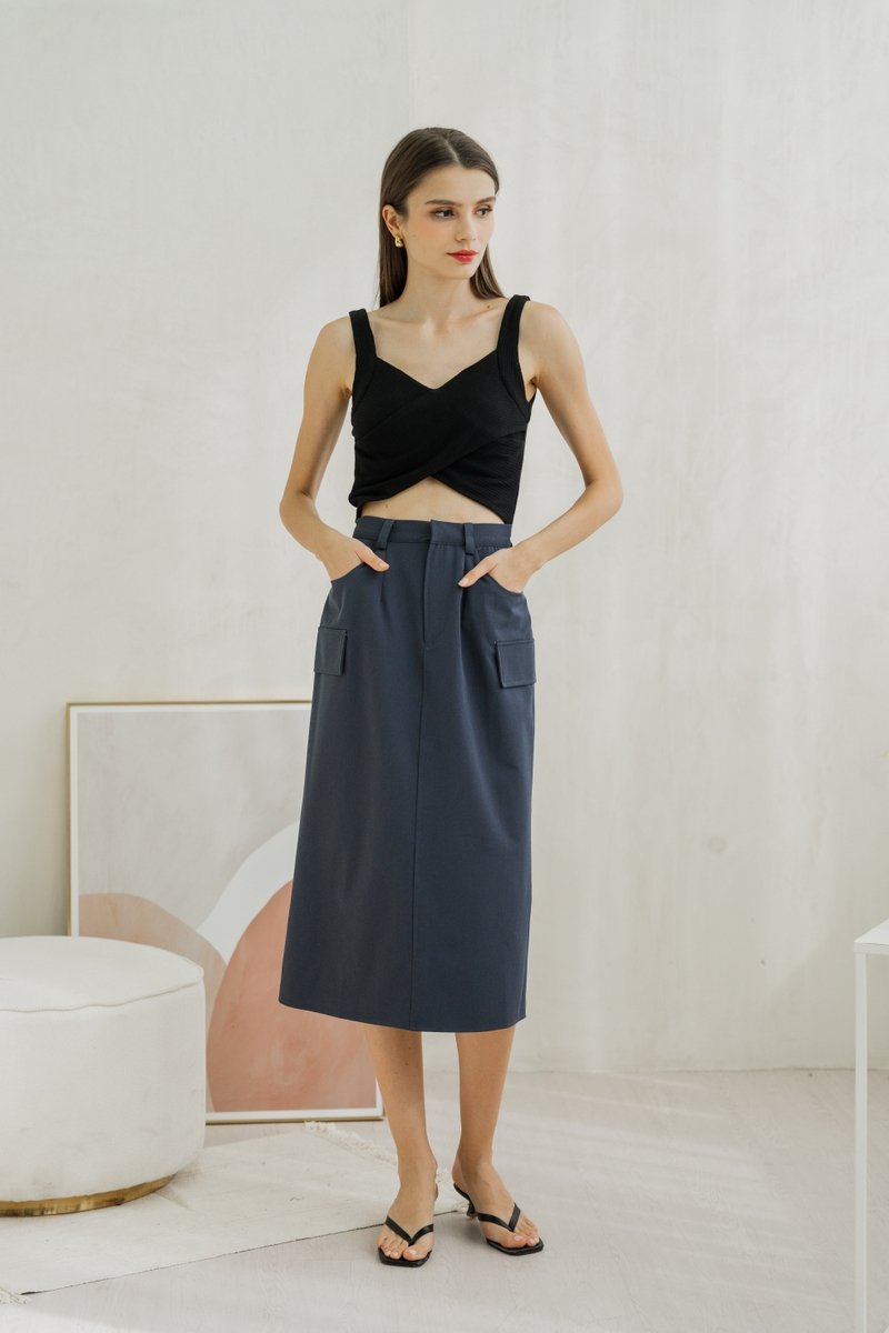 Giselle Padded Overlap Crop Top In Black (XS)