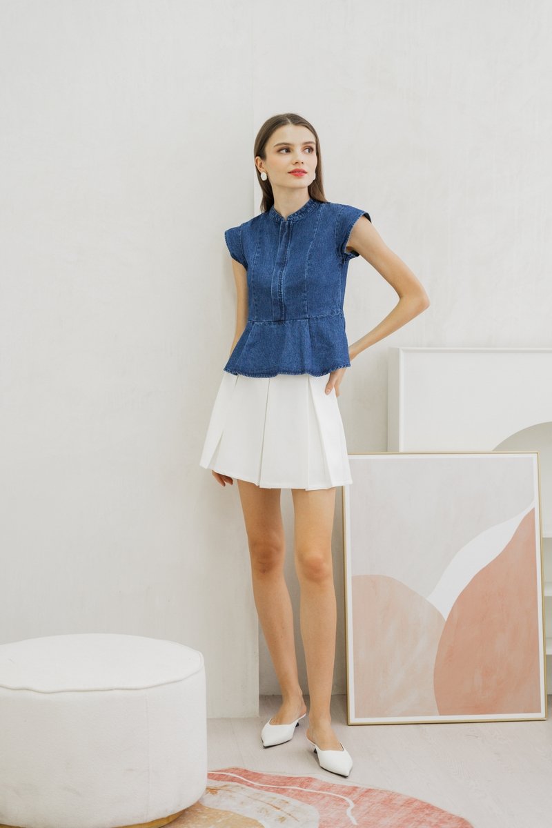 Eliza Front Zipper Mandarin Collar Denim Top (XS)