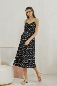 Sylvie Camisole Floral Midi Dress In Black (XS)