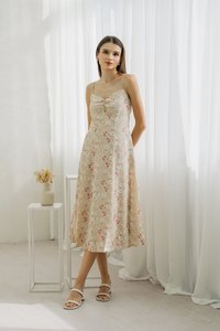 Sylvie Camisole Floral Midi Dress In Cream (XS)