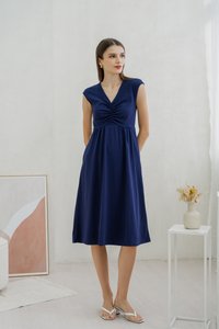 Davina Ruched Cotton Midi Dress In Navy (XS)