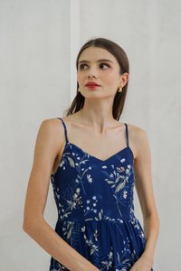 Aleena Floral Camisole Midi Dress In Navy (XS)