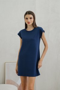 Braelynn Shift Dress In Navy (XS)