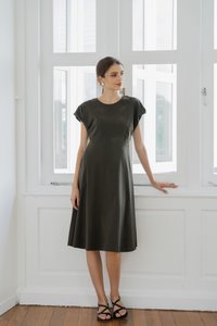 Libbie Cotton Midi Dress In Olive (XS)