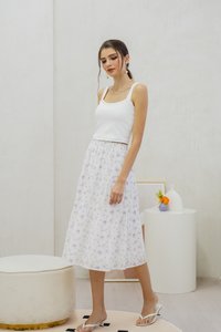 Angelica Padded Ribbed Crop Top In White (XL)