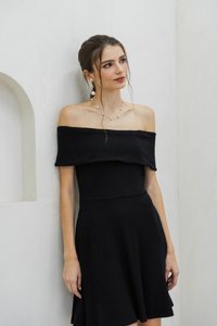 Violeta Off Shoulder Knitted Dress In Black (XS)
