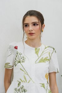 Karla Eyelet Button Top (XS)