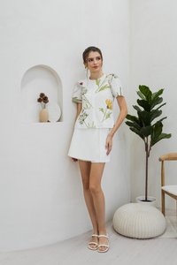 Karla Eyelet Button Top (XS)