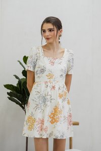Jovie Eyelet Floral Dress (XXL)