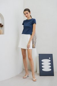 Braelynn Baby Tee In Navy