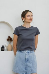 Braelynn Baby Tee In Gunmetal (XS)