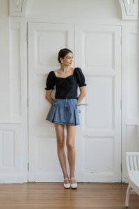Zinnia Ribbon Button Top In Black (XS)