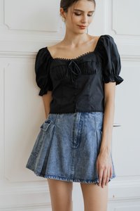 Zinnia Ribbon Button Top In Black (XS)