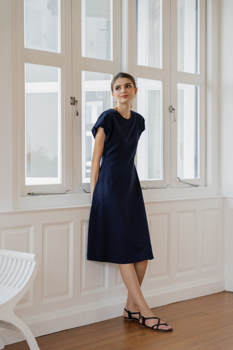 Libbie Cotton Midi Dress In Navy (XS)