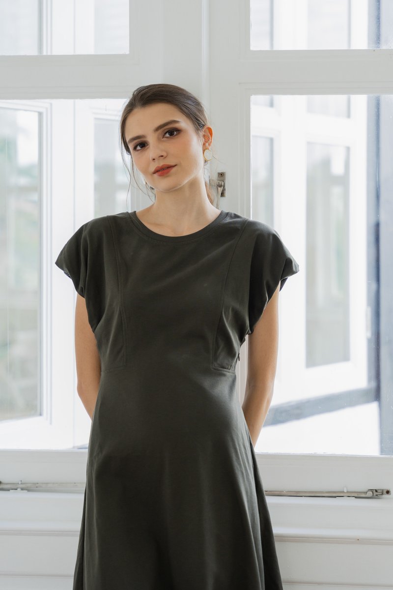 Libbie Cotton Midi Dress In Olive (XS)
