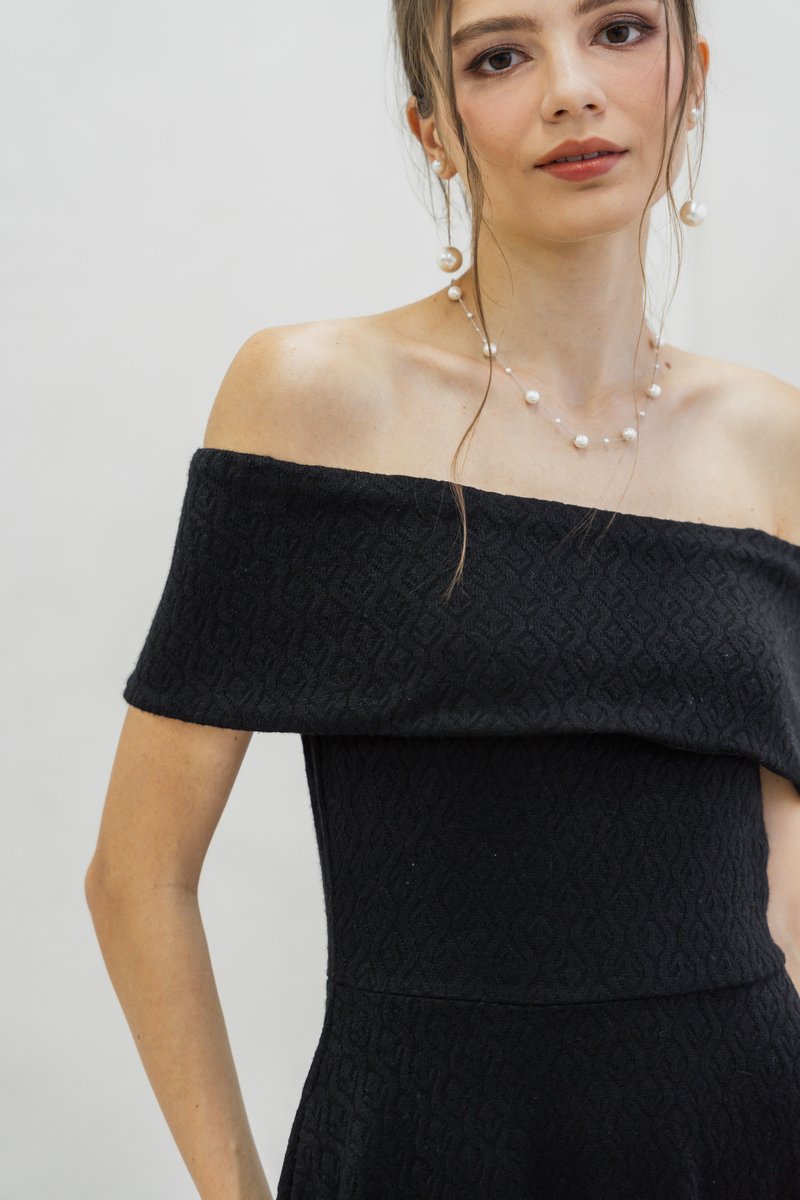 Violeta Off Shoulder Knitted Dress In Black (XS)