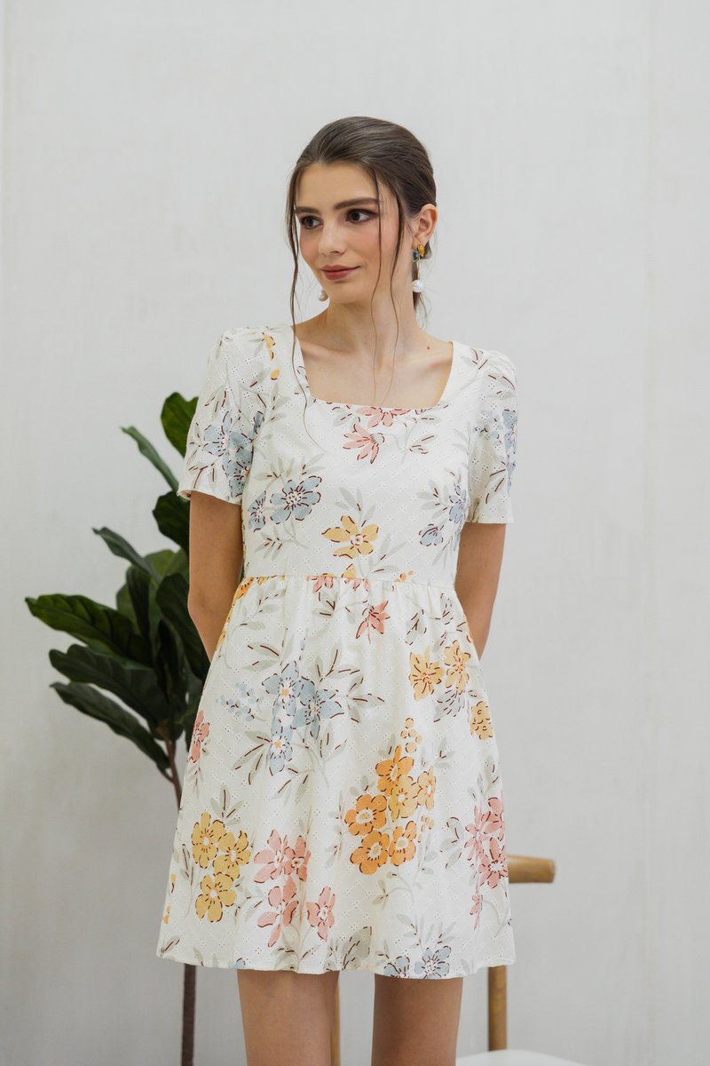 Jovie Eyelet Floral Dress (XXL)