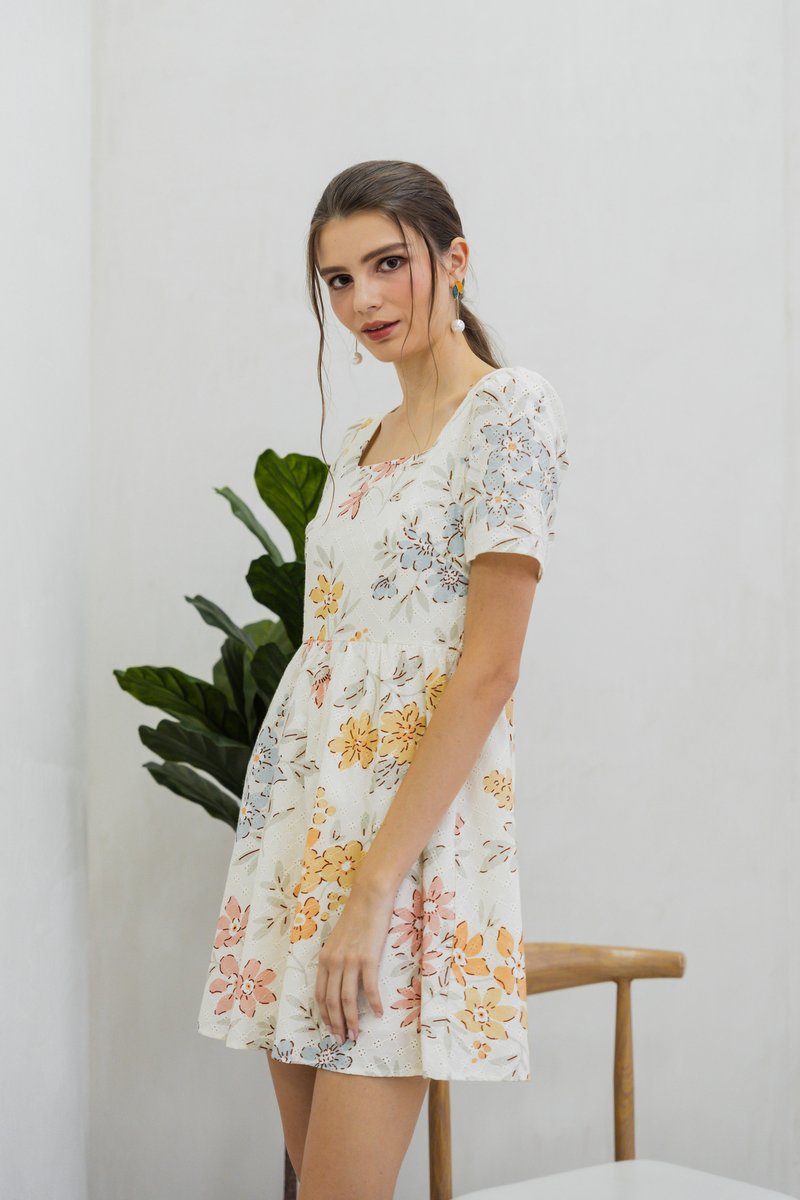 Jovie Eyelet Floral Dress (XXL)