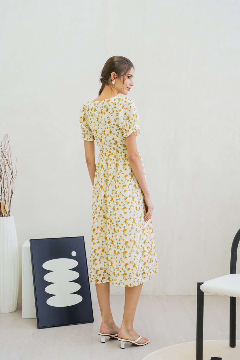 Norine Empire Embroidery Floral Maxi Dress (XS)