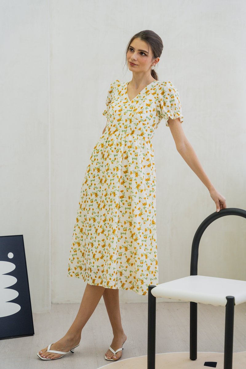 Norine Empire Embroidery Floral Maxi Dress (XS)
