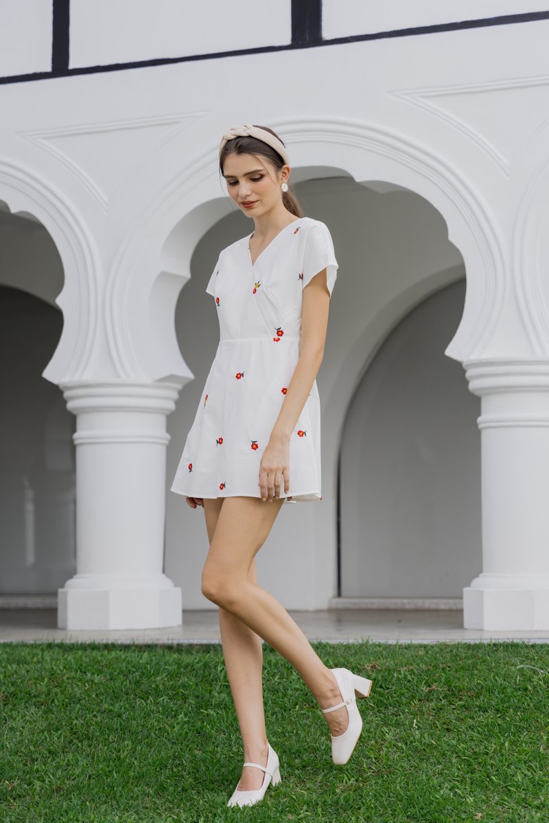 Dalia Overlap Embroidery Dress Romper In White (XS)
