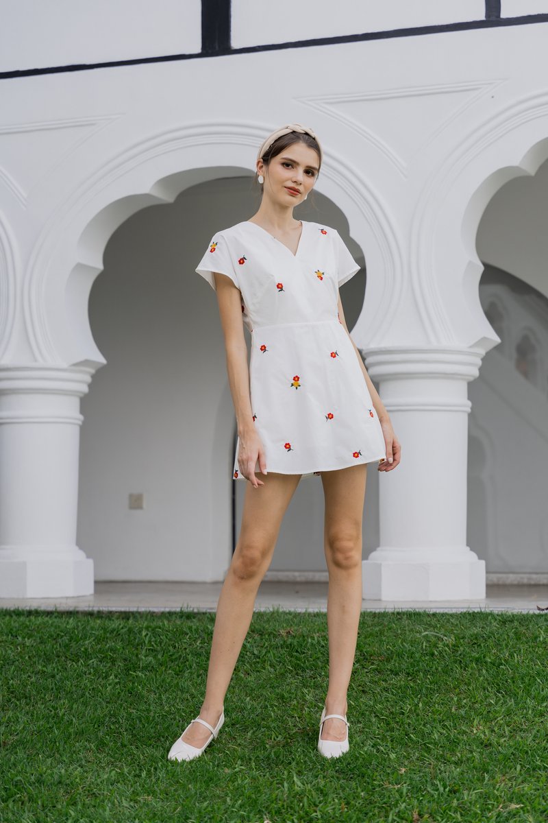 Dalia Overlap Embroidery Dress Romper In White (XS)