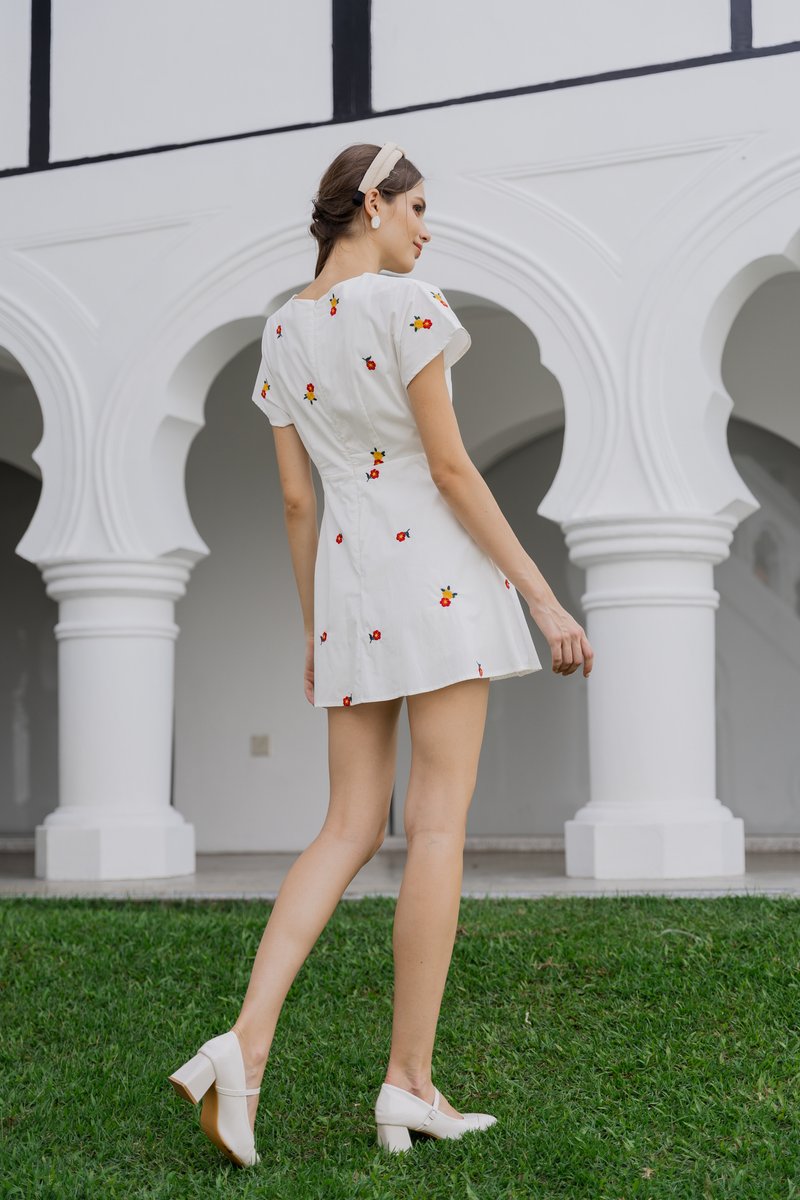Dalia Overlap Embroidery Dress Romper In White (XS)