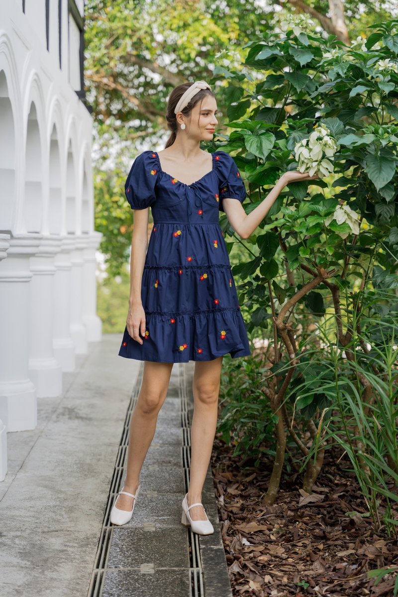 Dalia Puff Sleeves Embroidery Dress In Navy