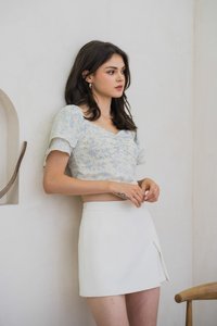 Leia Porcelain Floral Crop Top (XS)