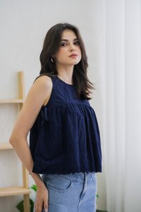 Lilith Side Ribbon Eyelet Top In Navy(S)