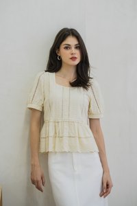 Alexa Eyelet Button Top In Cream (XS)