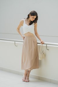 Bora Overlap Midi Skirt In Khaki(L)