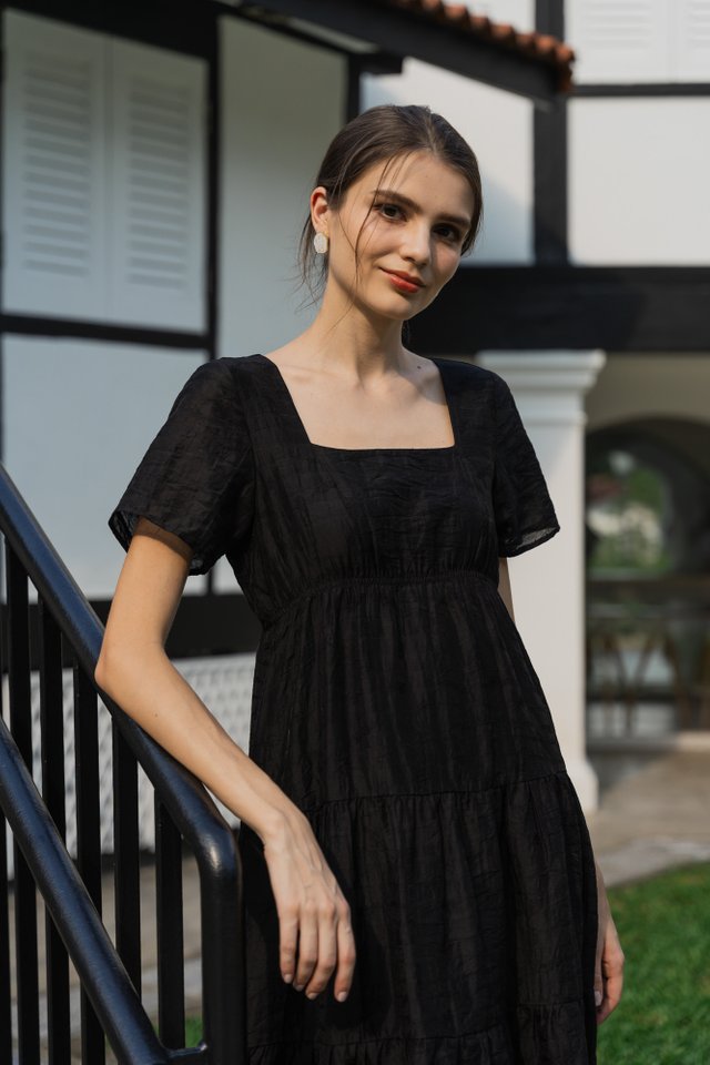 Edwina Textured Tiered Maxi Dress In Black