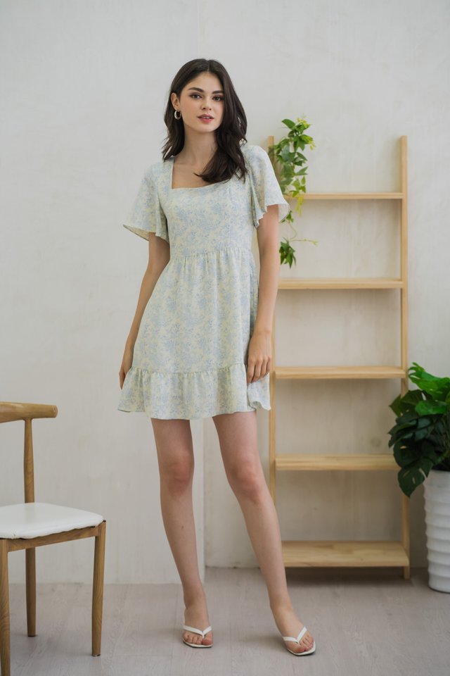 Leia Flare Sleeve Porcelain Floral Dress (XS)