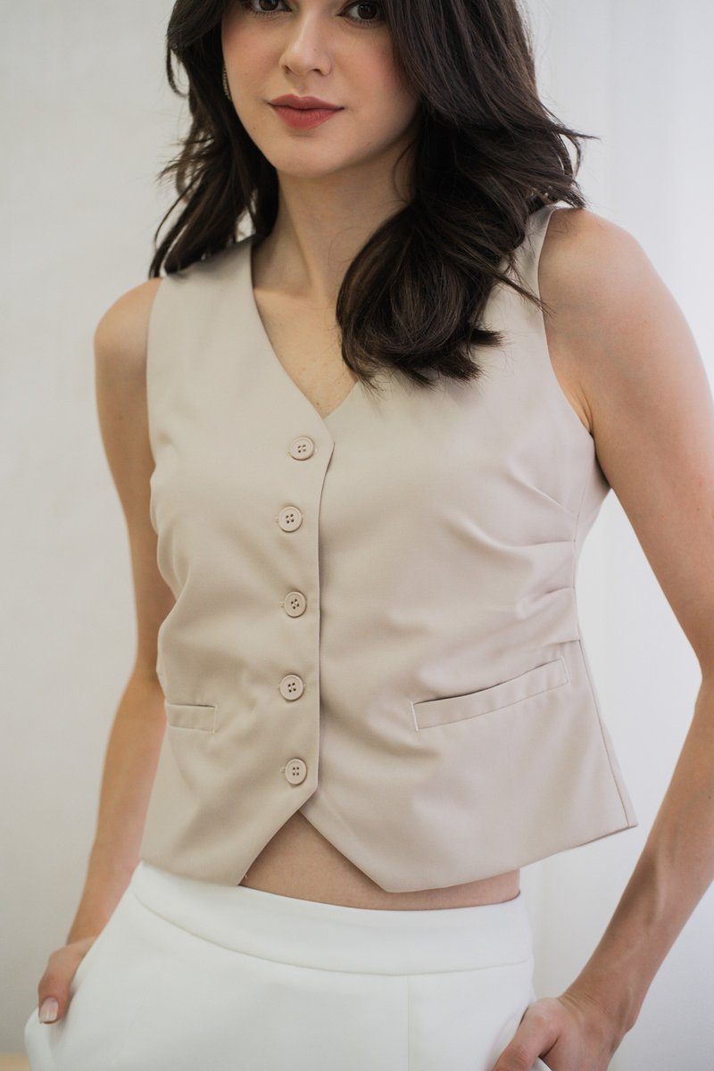 Gabriela Side Ruched Vest Button Top In Sand