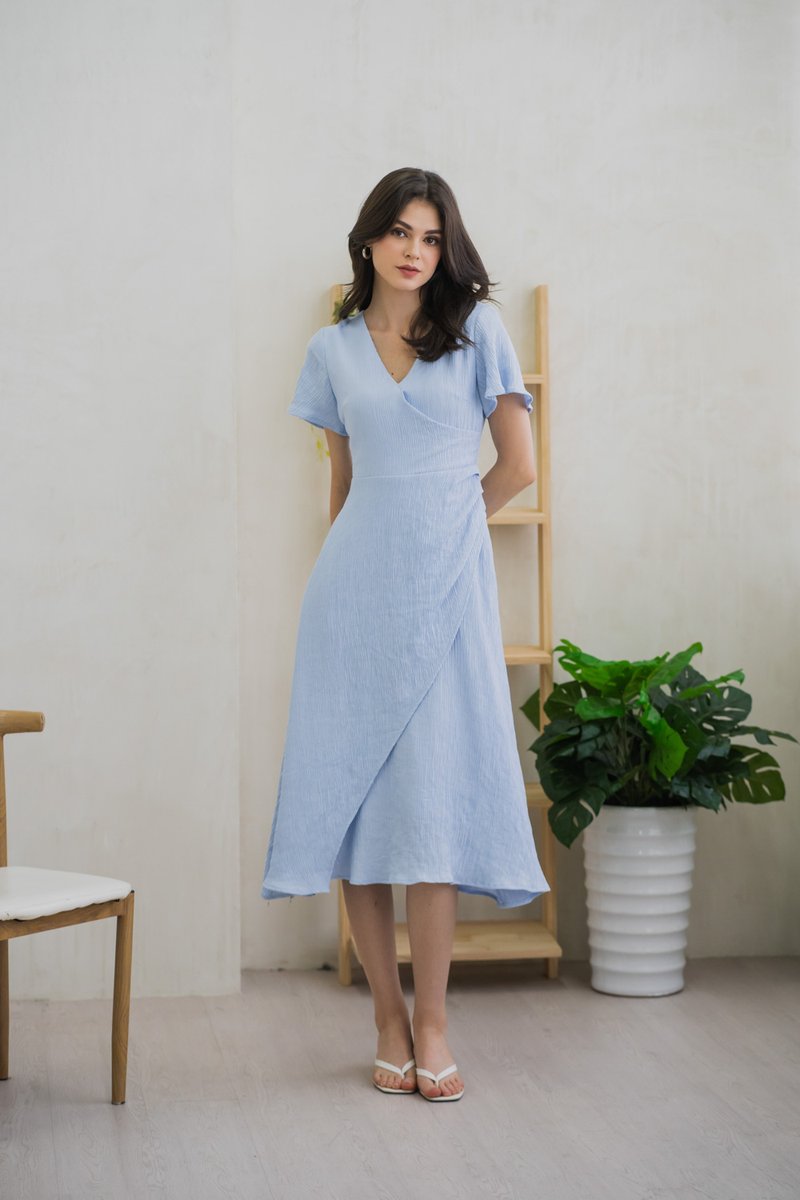 Gracie Side Ruched Wrap Maxi Dress In Blue (XS)