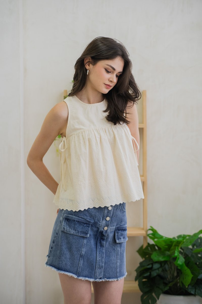 Lilith Side Ribbon Eyelet Top In Cream (XL)