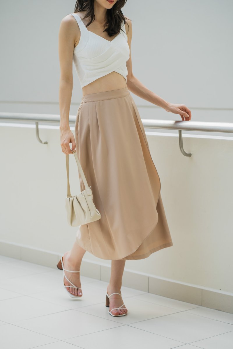 Bora Overlap Midi Skirt In Khaki(L)