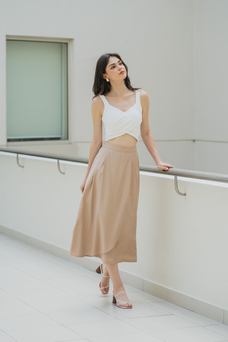 Bora Overlap Midi Skirt In Khaki(L)
