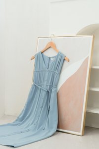 Rory Pleated Button Midi Dress In Blue (XL)